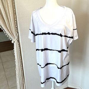 Women's Plus Size Short Sleeve Tie-Dye V-Neck T-Shirt - Size XXL